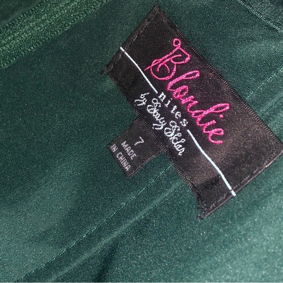 Blonde Nights embroidered sweetheart fit and flare satin dress size 7 - Picture 8 of 9